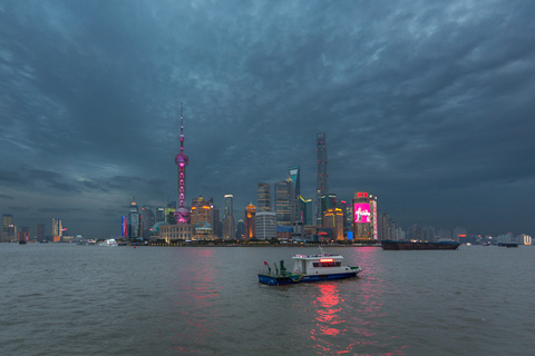 shanghai skyline at night